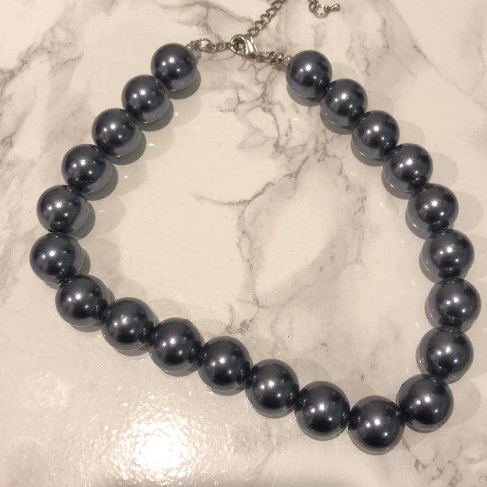 🌑 Navy Beaded Statement necklace